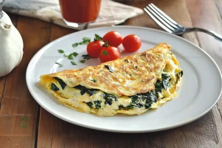 Fluffy Spinach and Cheese Omelette Recipe
