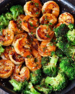 Honey Garlic Butter Shrimp & Broccoli Recipe
