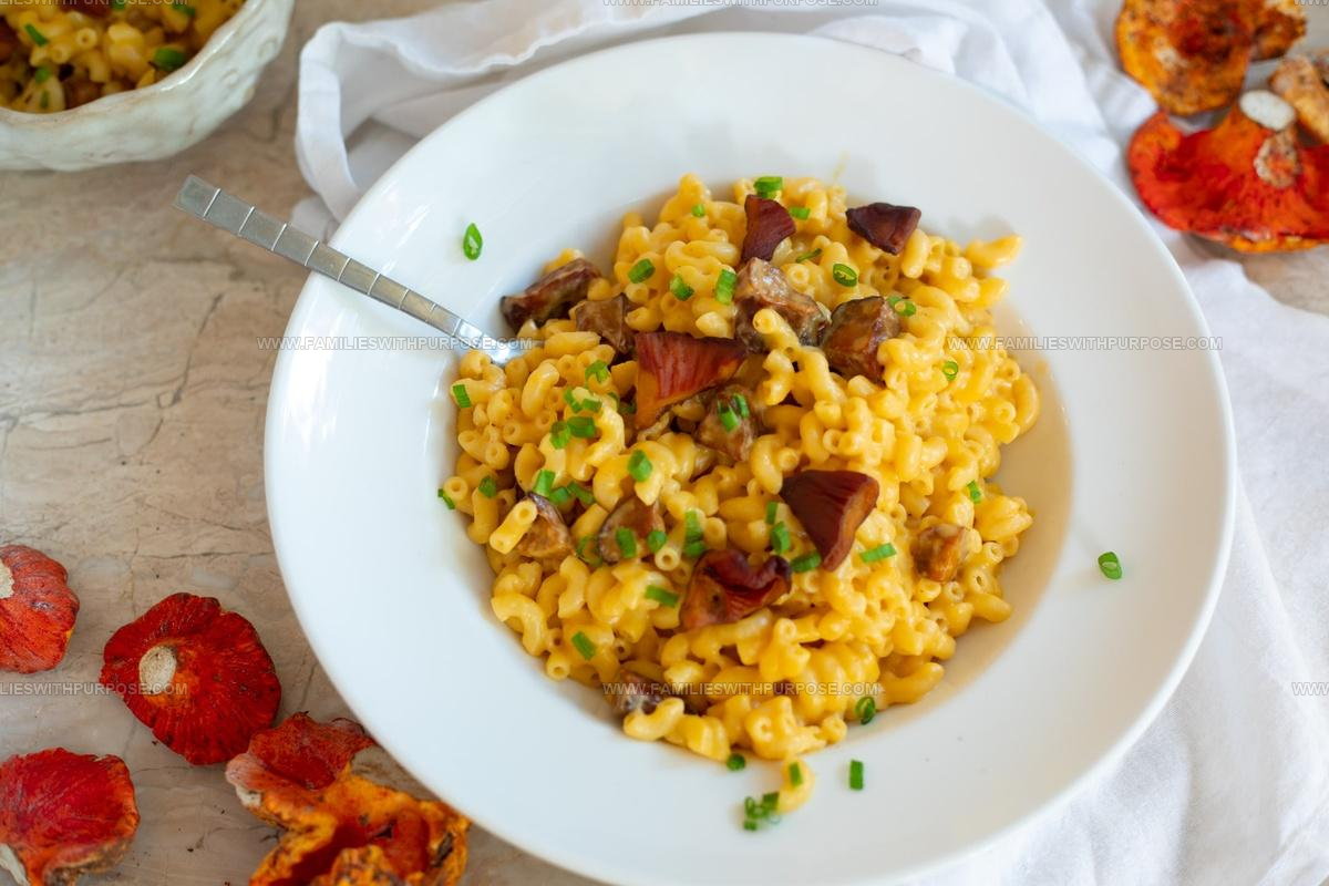 Cheesy Lobster Mushroom Mac and Cheese Recipe