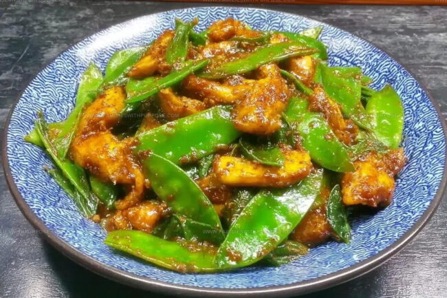 Complete Instructions for Chicken and Snow Peas Stir Fry
